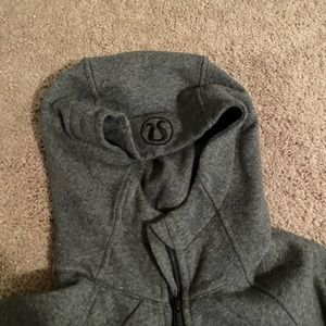 Lululemon sweatshirt